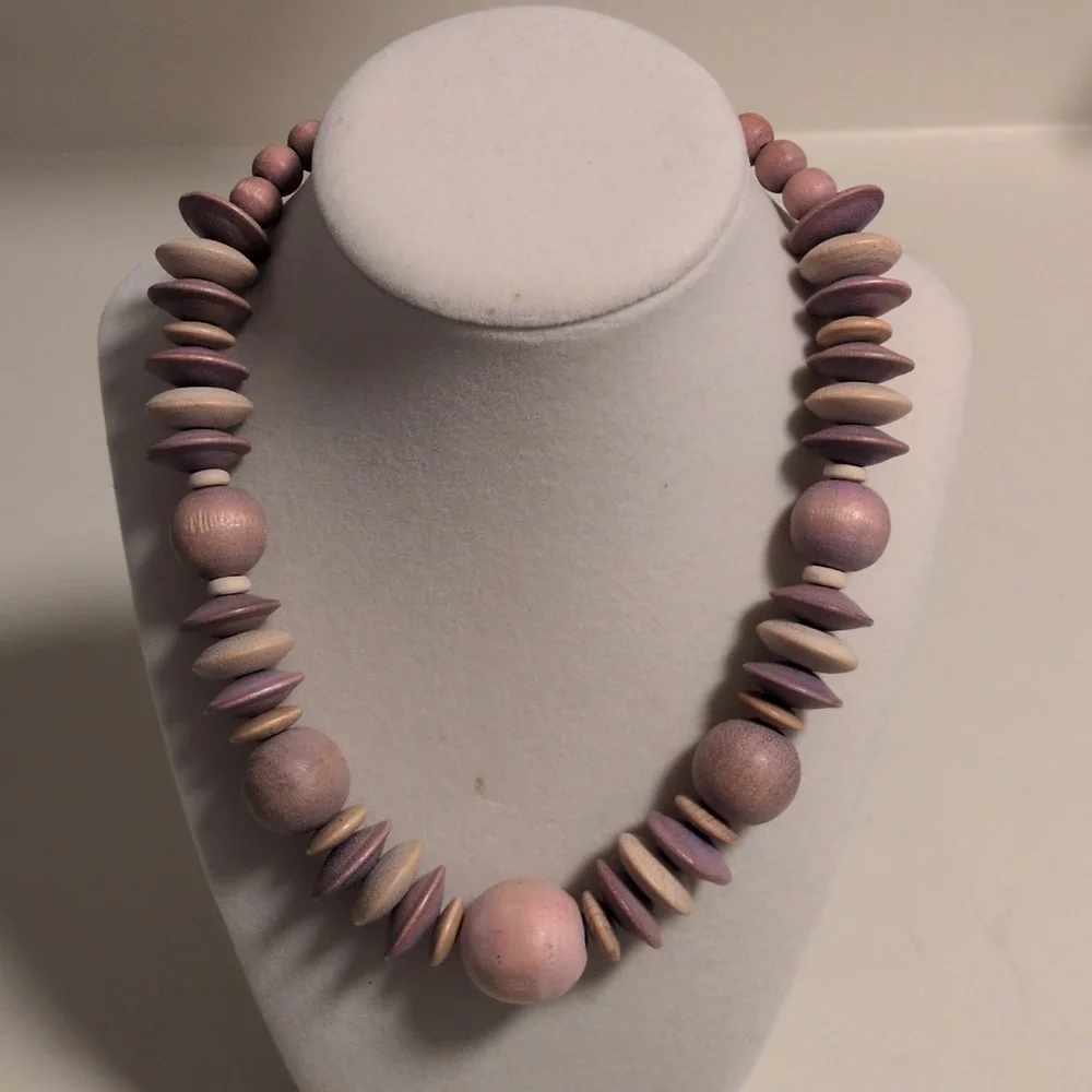 Elegant Purple‎ Pink Tan Wood Beaded Necklace